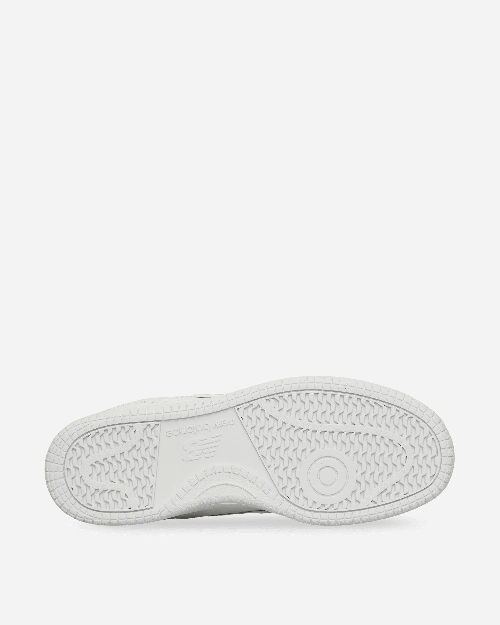 Stylish White and Night Watch Green Sneakers, Size 480