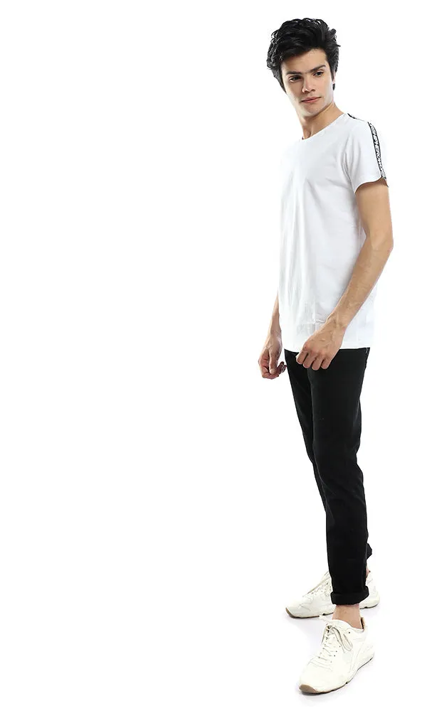 53201 Shoulder Batch White T-shirt