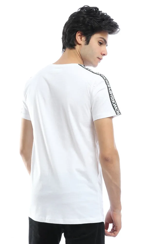53201 Shoulder Batch White T-shirt