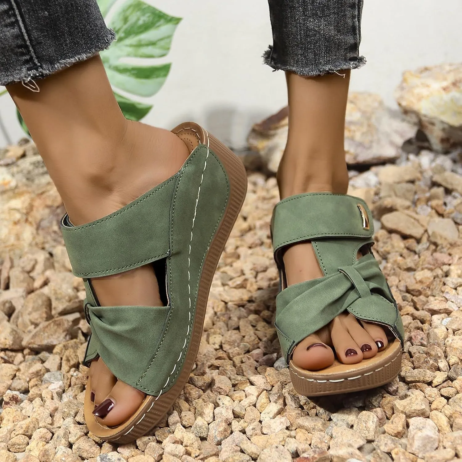 BILIKEYU Womens Wedge Platform Sandals Cutouts Strappy Soft Thick Sole Comfortable Summer Beach Slip On Slide Sandal