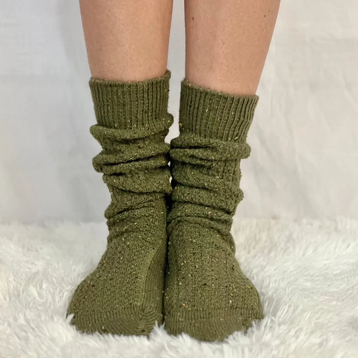 ESSENTIALS boot slouch socks - olive